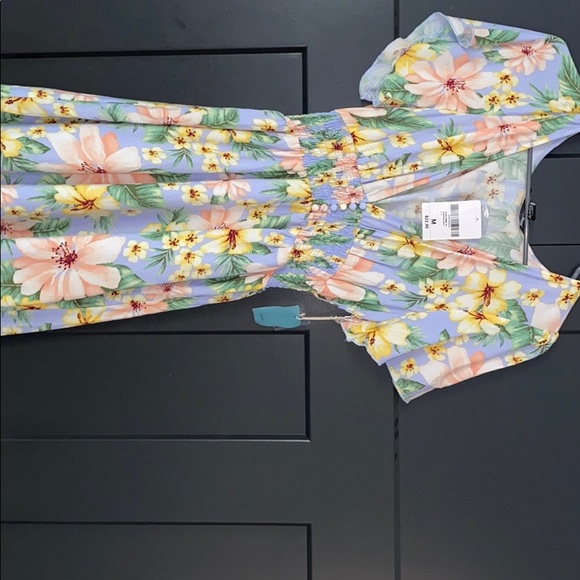 DRESS - Picture 1 of 1